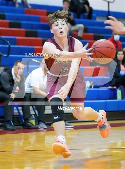 Thumbnail 1 in Red Mountain vs. Desert Vista photogallery.