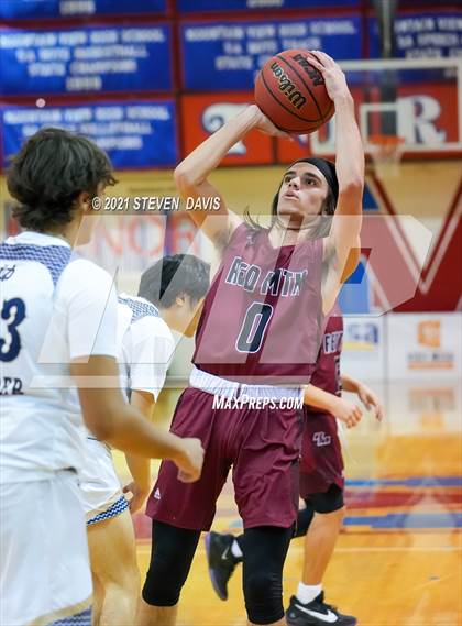 Thumbnail 3 in Red Mountain vs. Desert Vista photogallery.