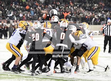 Thumbnail 1 in Avon vs. Anderson (OHSAA Division 2 Final) photogallery.