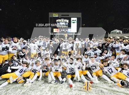 Thumbnail 3 in Avon vs. Anderson (OHSAA Division 2 Final) photogallery.