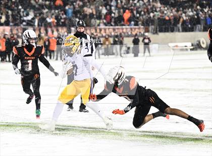 Thumbnail 3 in Avon vs. Anderson (OHSAA Division 2 Final) photogallery.