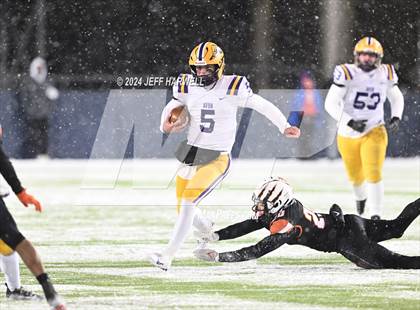 Thumbnail 3 in Avon vs. Anderson (OHSAA Division 2 Final) photogallery.