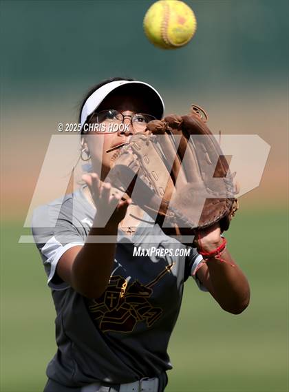 Thumbnail 1 in Douglas @ Salpointe Catholic photogallery.