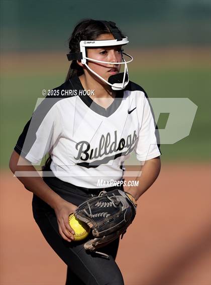 Thumbnail 2 in Douglas @ Salpointe Catholic photogallery.
