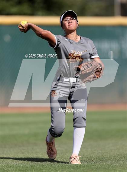 Thumbnail 2 in Douglas @ Salpointe Catholic photogallery.