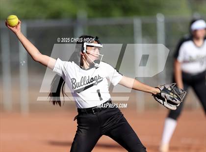 Thumbnail 2 in Douglas @ Salpointe Catholic photogallery.