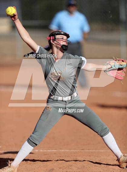 Thumbnail 3 in Douglas @ Salpointe Catholic photogallery.