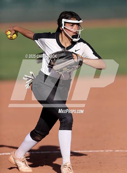 Thumbnail 2 in Douglas @ Salpointe Catholic photogallery.