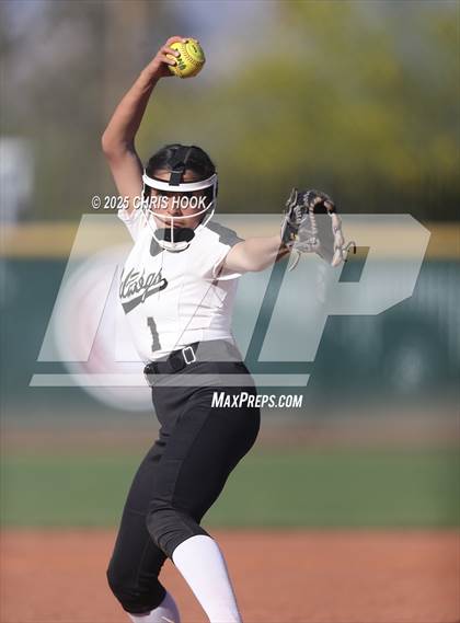 Thumbnail 3 in Douglas @ Salpointe Catholic photogallery.