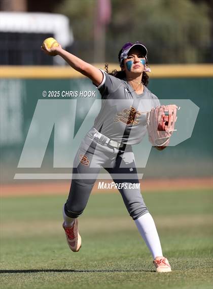 Thumbnail 3 in Douglas @ Salpointe Catholic photogallery.