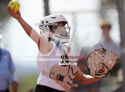 Thumbnail 1 in Douglas @ Salpointe Catholic photogallery.