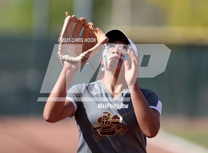 Thumbnail 2 in Douglas @ Salpointe Catholic photogallery.