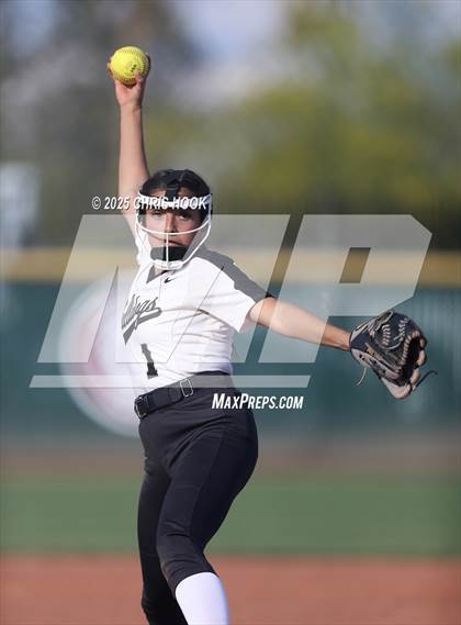 Thumbnail 3 in Douglas @ Salpointe Catholic photogallery.