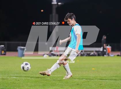 Thumbnail 2 in Liberty vs. Desert Mountain photogallery.