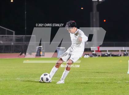 Thumbnail 2 in Liberty vs. Desert Mountain photogallery.