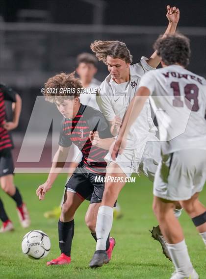 Thumbnail 2 in Liberty vs. Desert Mountain photogallery.