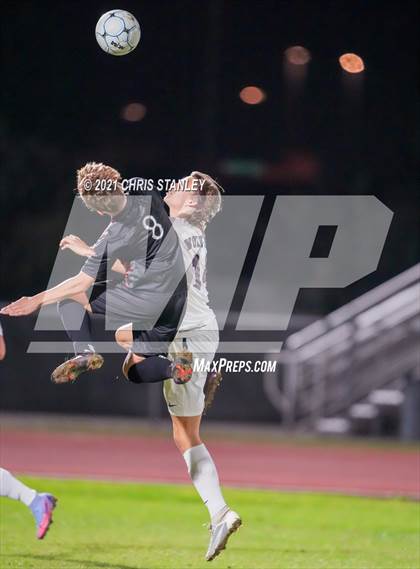 Thumbnail 2 in Liberty vs. Desert Mountain photogallery.