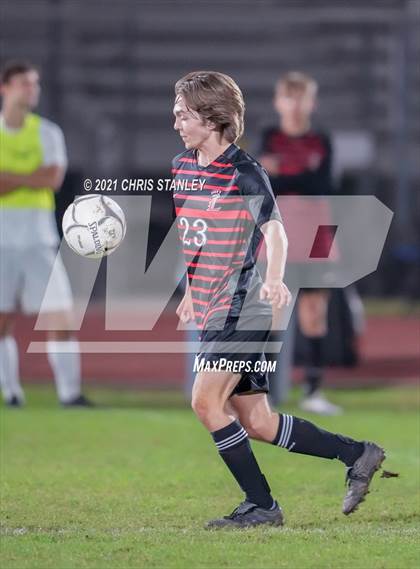 Thumbnail 2 in Liberty vs. Desert Mountain photogallery.