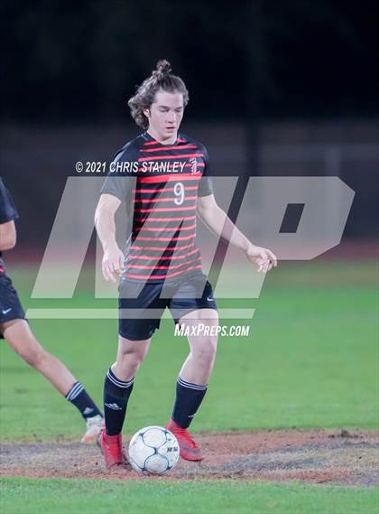Thumbnail 2 in Liberty vs. Desert Mountain photogallery.