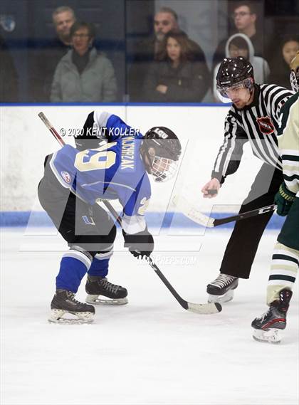 Thumbnail 1 in Howell vs L'Anse Creuse Unified (MHSAA District Quarterfinal) photogallery.