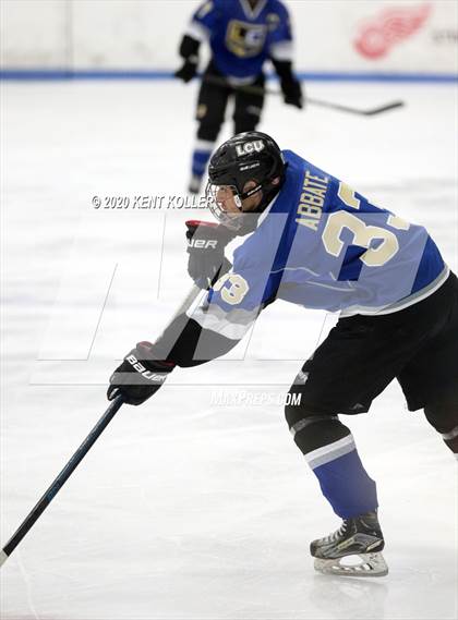Thumbnail 2 in Howell vs L'Anse Creuse Unified (MHSAA District Quarterfinal) photogallery.