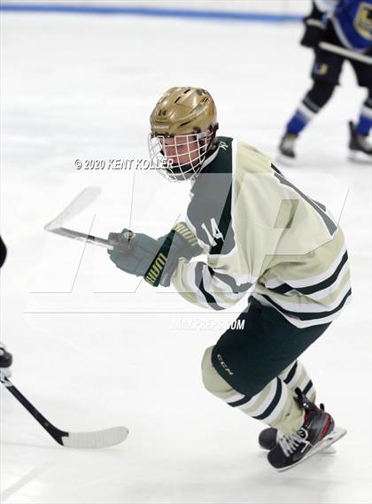 Thumbnail 3 in Howell vs L'Anse Creuse Unified (MHSAA District Quarterfinal) photogallery.