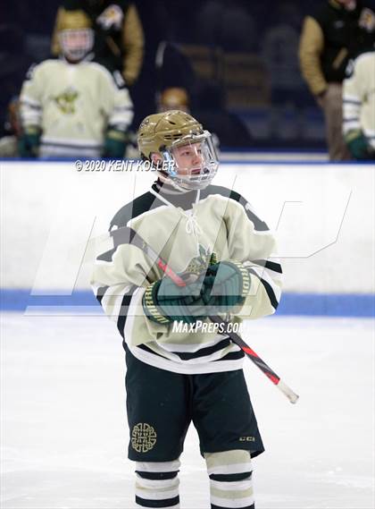 Thumbnail 2 in Howell vs L'Anse Creuse Unified (MHSAA District Quarterfinal) photogallery.