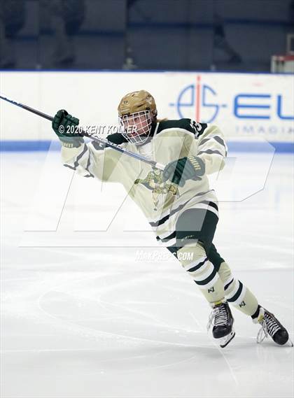 Thumbnail 1 in Howell vs L'Anse Creuse Unified (MHSAA District Quarterfinal) photogallery.