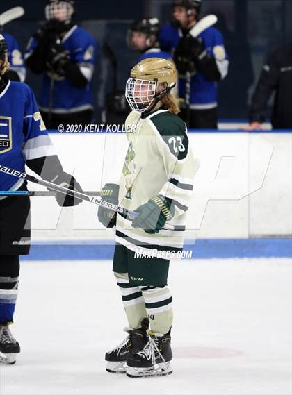 Thumbnail 2 in Howell vs L'Anse Creuse Unified (MHSAA District Quarterfinal) photogallery.