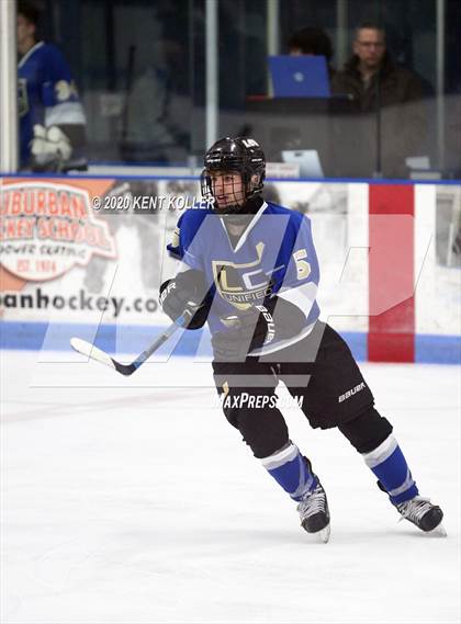 Thumbnail 2 in Howell vs L'Anse Creuse Unified (MHSAA District Quarterfinal) photogallery.