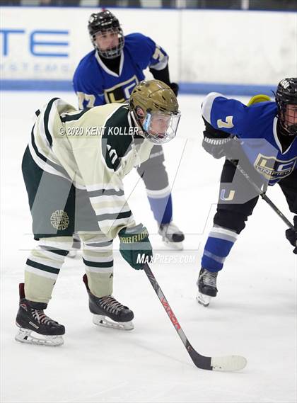 Thumbnail 1 in Howell vs L'Anse Creuse Unified (MHSAA District Quarterfinal) photogallery.