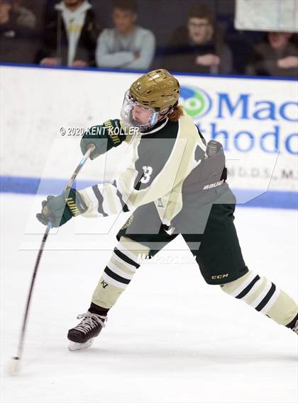 Thumbnail 2 in Howell vs L'Anse Creuse Unified (MHSAA District Quarterfinal) photogallery.