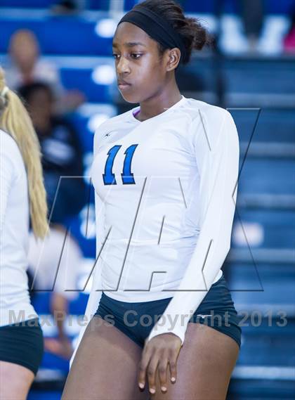 Thumbnail 3 in Lindale vs Wylie (UIL 4A Area Playoff) photogallery.