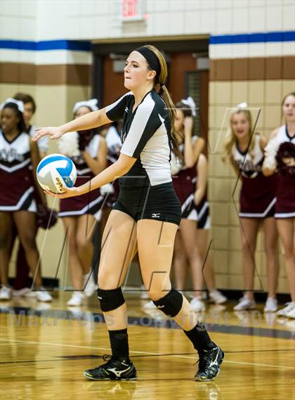 Thumbnail 2 in Lindale vs Wylie (UIL 4A Area Playoff) photogallery.