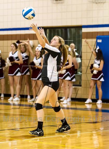 Thumbnail 3 in Lindale vs Wylie (UIL 4A Area Playoff) photogallery.