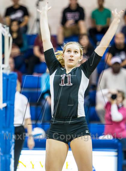 Thumbnail 2 in Lindale vs Wylie (UIL 4A Area Playoff) photogallery.