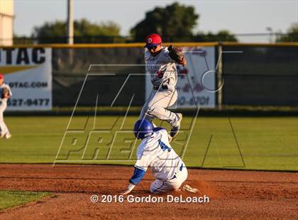 Thumbnail 2 in Duncanville @ Midlothian photogallery.