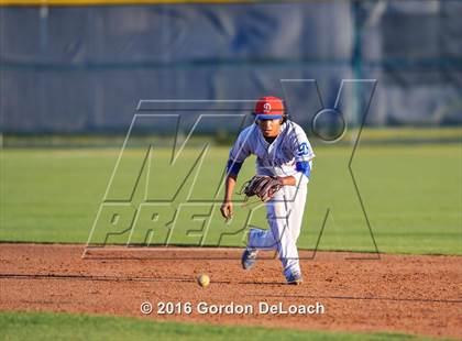 Thumbnail 3 in Duncanville @ Midlothian photogallery.