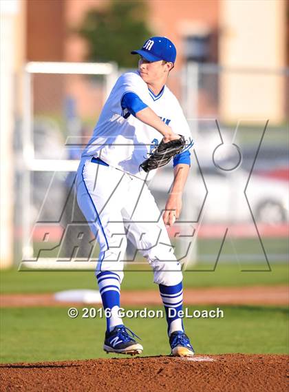 Thumbnail 1 in Duncanville @ Midlothian photogallery.