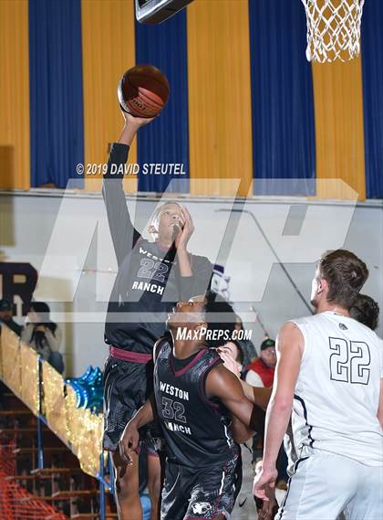 Thumbnail 3 in Weston Ranch vs. Gridley (Gridley Invitational) photogallery.