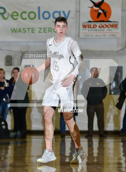 Thumbnail 2 in Weston Ranch vs. Gridley (Gridley Invitational) photogallery.