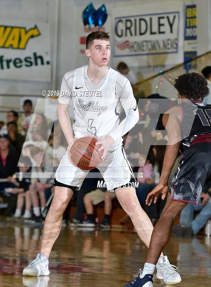 Thumbnail 1 in Weston Ranch vs. Gridley (Gridley Invitational) photogallery.