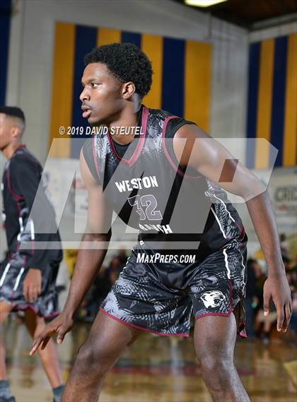 Thumbnail 2 in Weston Ranch vs. Gridley (Gridley Invitational) photogallery.