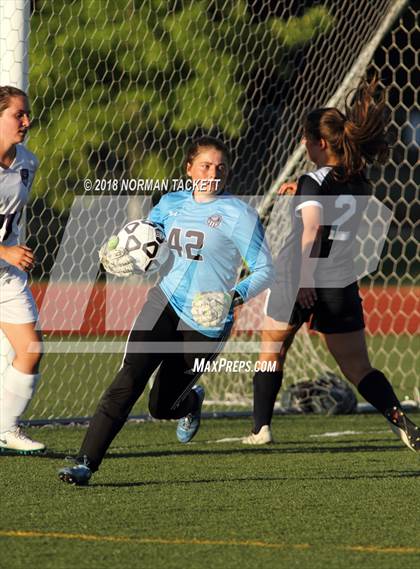 Thumbnail 2 in Louisburg vs. Hayden (KSHSAA 4-1A Semifinal) photogallery.