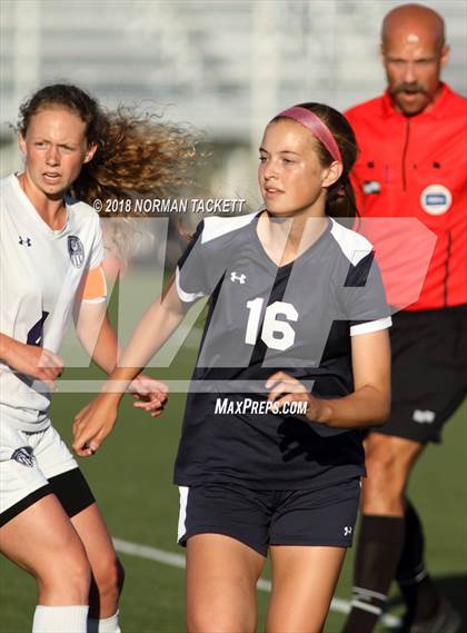Thumbnail 3 in Louisburg vs. Hayden (KSHSAA 4-1A Semifinal) photogallery.