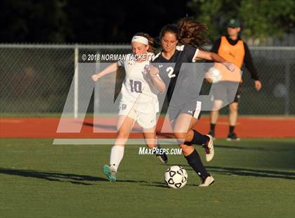 Thumbnail 3 in Louisburg vs. Hayden (KSHSAA 4-1A Semifinal) photogallery.