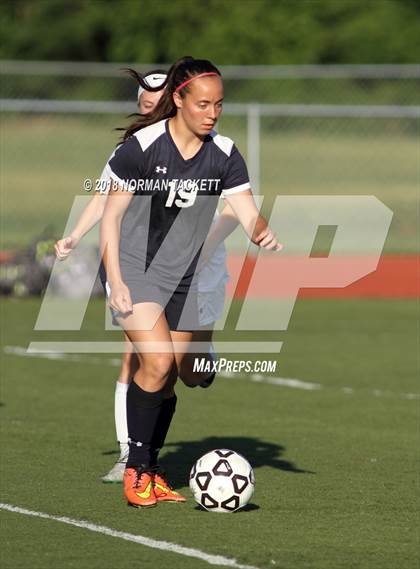 Thumbnail 2 in Louisburg vs. Hayden (KSHSAA 4-1A Semifinal) photogallery.