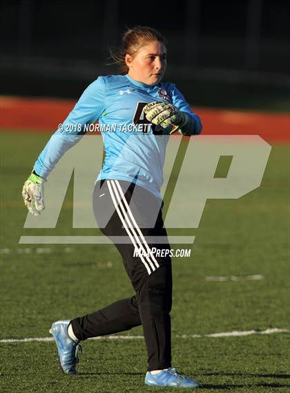 Thumbnail 3 in Louisburg vs. Hayden (KSHSAA 4-1A Semifinal) photogallery.