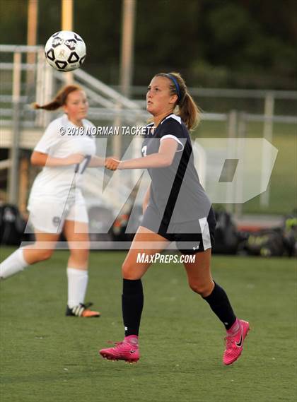 Thumbnail 2 in Louisburg vs. Hayden (KSHSAA 4-1A Semifinal) photogallery.