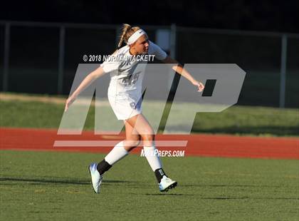 Thumbnail 3 in Louisburg vs. Hayden (KSHSAA 4-1A Semifinal) photogallery.